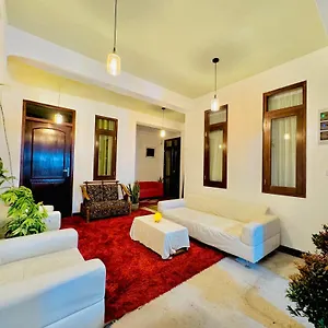 Sea Breeze Negombo